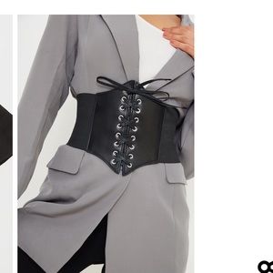 Lace up corset belt